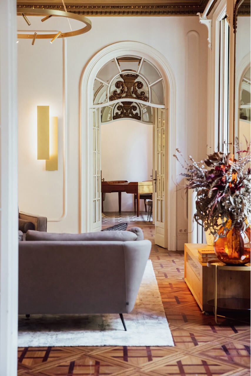 elegant-arched-entry-luxury-home-annapolis-real-estate