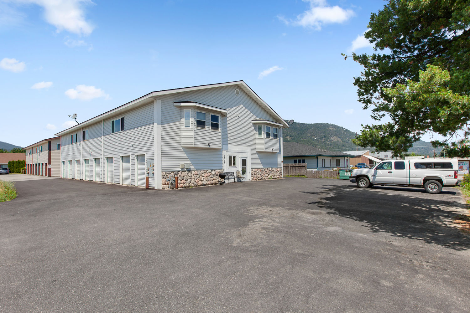 1313NDivisionAveUnitB-1