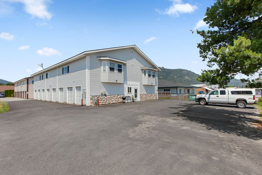 1313NDivisionAveUnitB-1