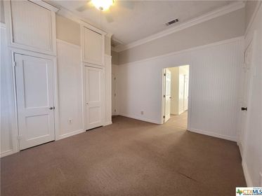 56f3fe18f47a4f386daf6f8330fdaec6l-f726726381r