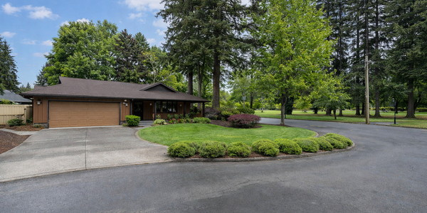 Hearthwood: Convenient East Vancouver Living With Established Neighborhood &hellip;