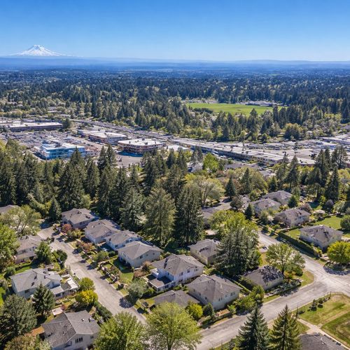 Multnomah Village: Small-Town Charm in Southwest Portland With Walkability and Community Feel