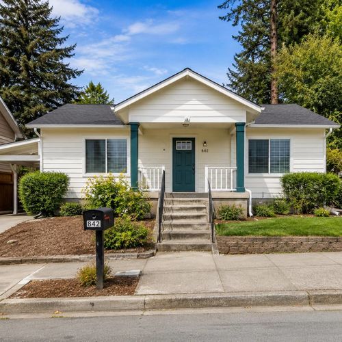 Glenwood Homestead, Camas WA: A Century of Character in One Neighborhood