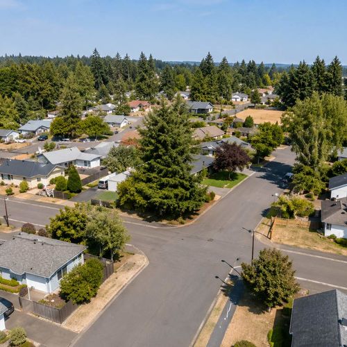 Rose Village, Vancouver WA: Inner East Vancouver's Neighborhood Commercial Community, Established Residential Character, and Everything You Need to Know Before You Make the Move