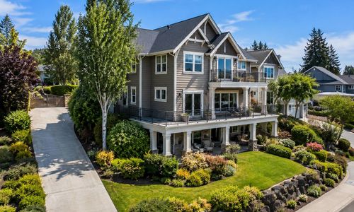 Crown Pointe, Camas WA: Prune Hill Luxury Built to Last