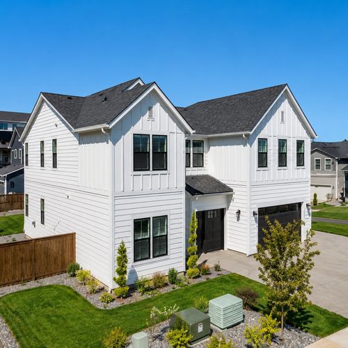 Caribou Acres, Camas WA: Half-Acre Lots and Territorial Views on the North Side of Town