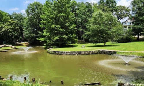 Pros and Cons of Living in Inman Park