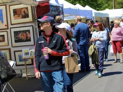 Living in Sandy Springs: A Neighborhood Guide
