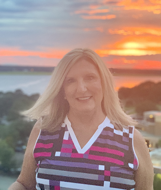 Lynn RIley-cropped