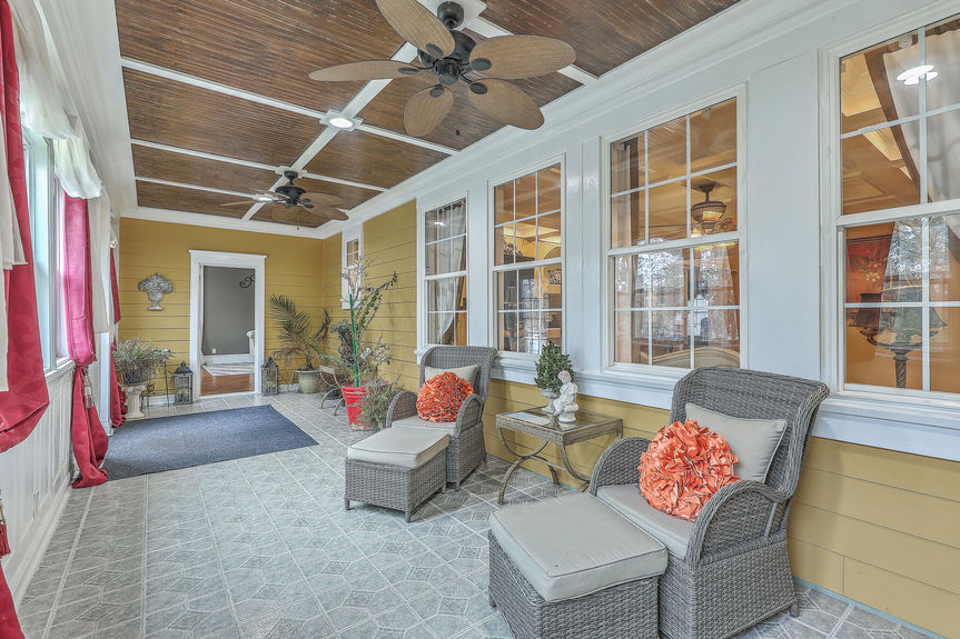 3483d969-7f95-48f2-9eca-1127837d2d67