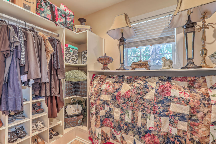 abbfdd8e-d329-418b-a4dc-fff03d03d39c