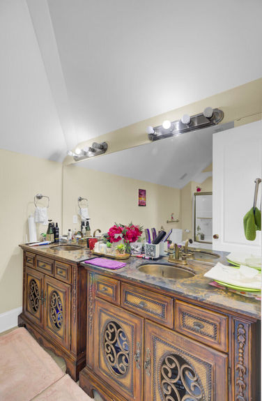 03e5882f-2f4d-4812-bc98-7927fdce93ee