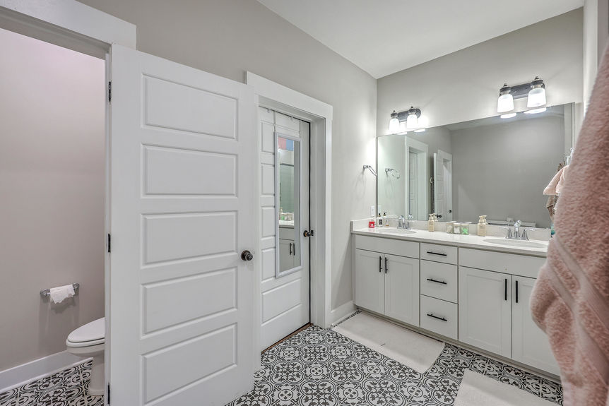 1b15c05b-b35f-493f-8c39-4fb88163ea2a