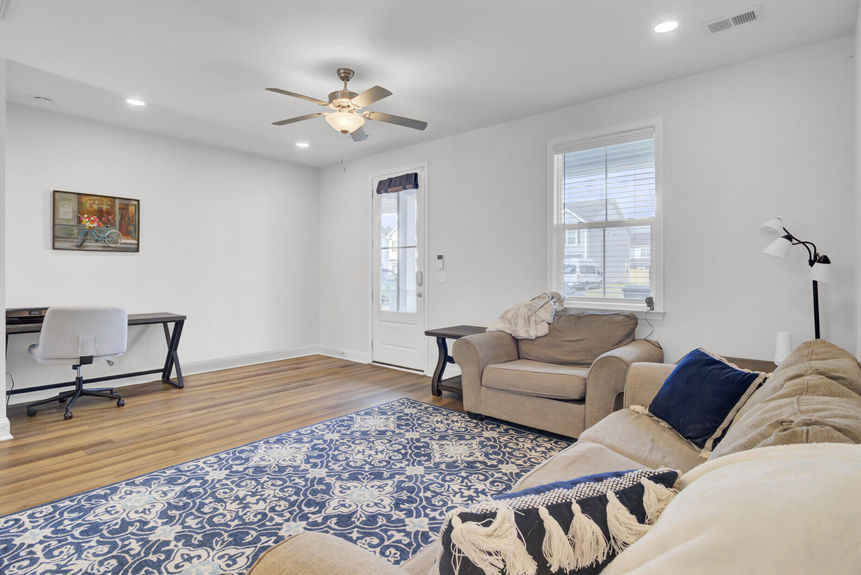 1b6fb4bb-d6c0-4703-8ff9-42e55011320f