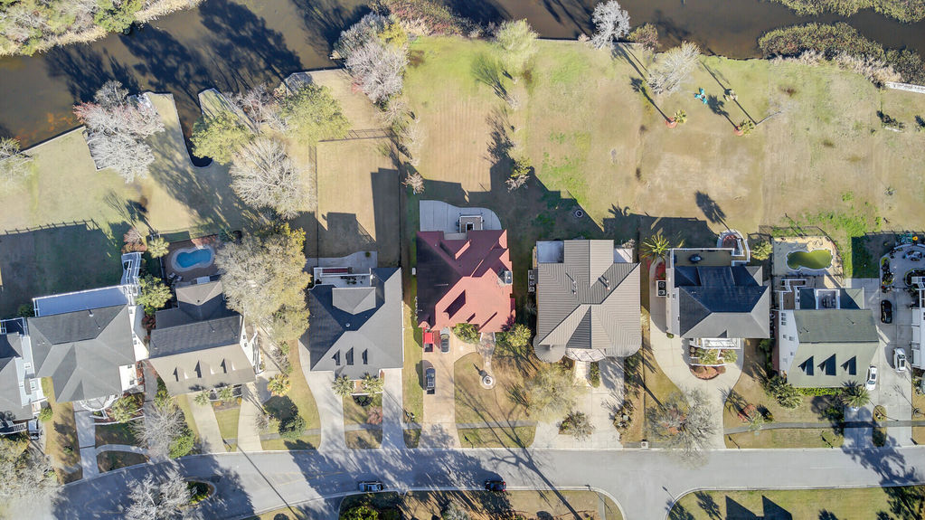 1c0400a6-45e8-45f5-81ce-9c69615d6b03