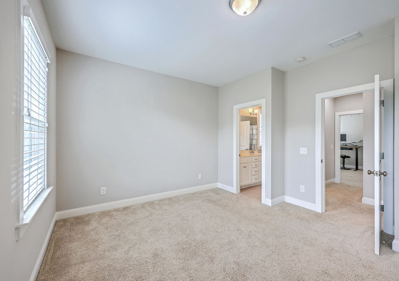 2cdb84b1-9820-459c-a77a-d9c42a8ba067