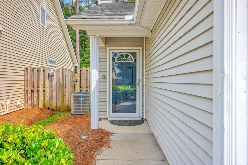 2e3d459a-4463-4335-8748-1d8ac7a9870a