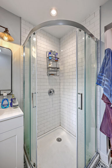 30c5d697-fd57-4980-a4f9-3ae73b8f62a4