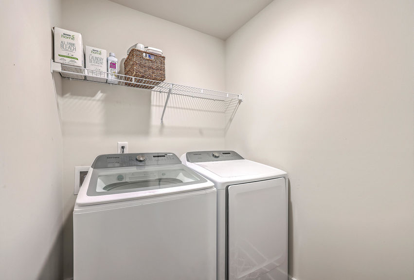 374cecdb-7b9e-4e13-b8bb-e5a92329d82e