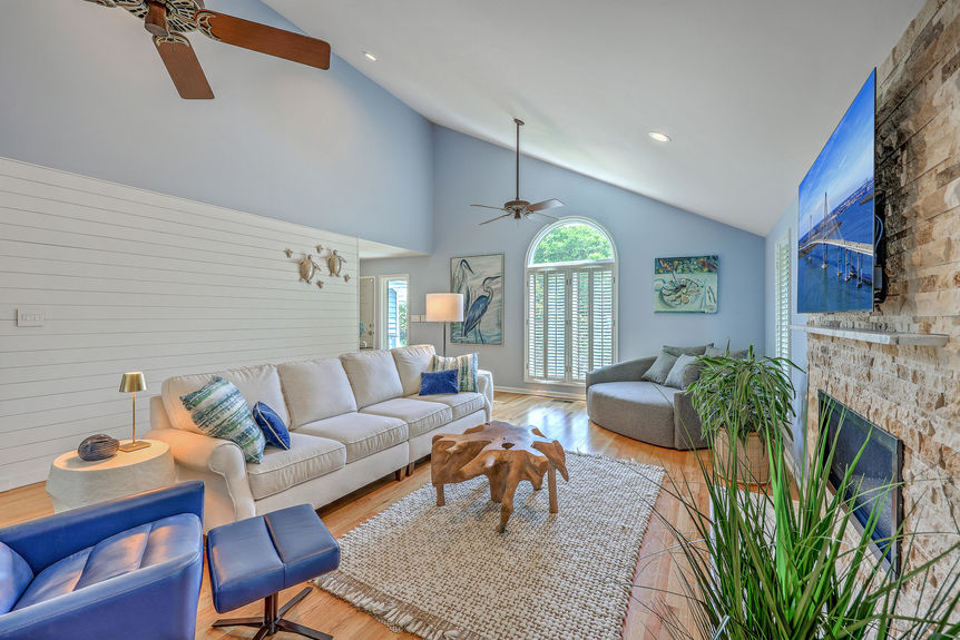 48efa533-d6f8-47c0-8b67-033dfa53c6d0