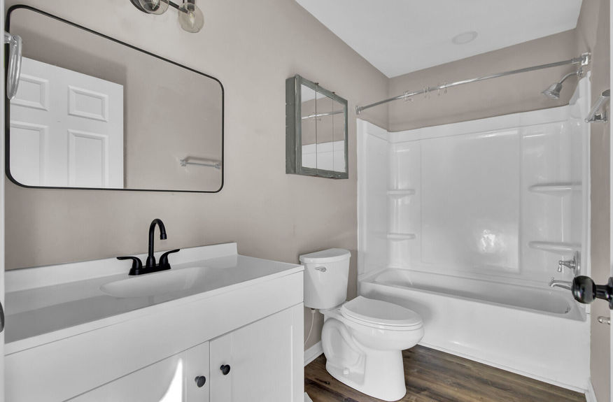 4c89ebe6-72f6-4b78-b0bd-c0303d4f2504