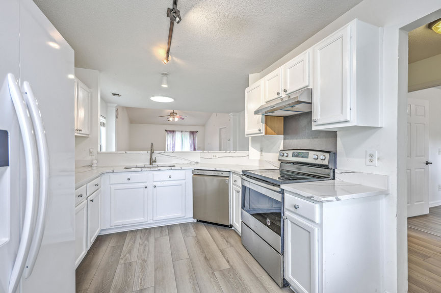 4f28c08f-13c3-48d8-aeef-780cba69c2c1