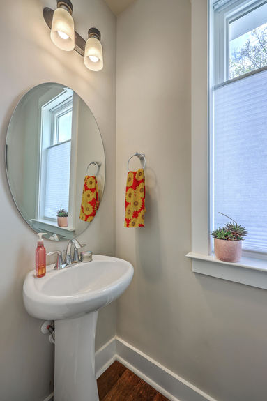 5c65c928-b026-4f05-a992-fd658573664e