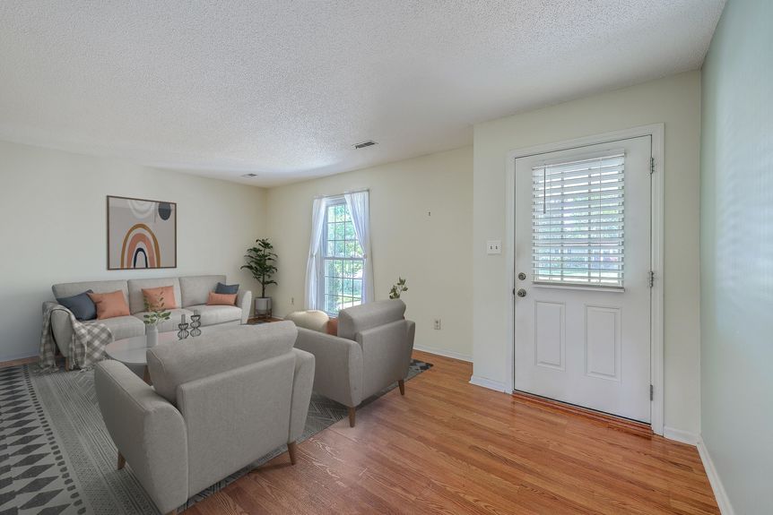 64f56351-b647-42d4-afa4-8988d11d8e3b