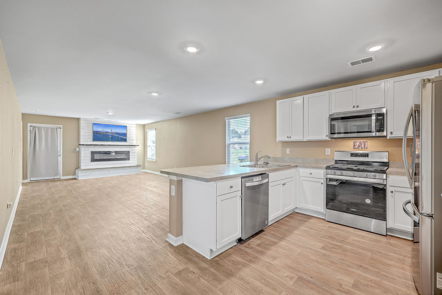 67078b2b-3460-44a7-a4b3-64a33a59ad5c