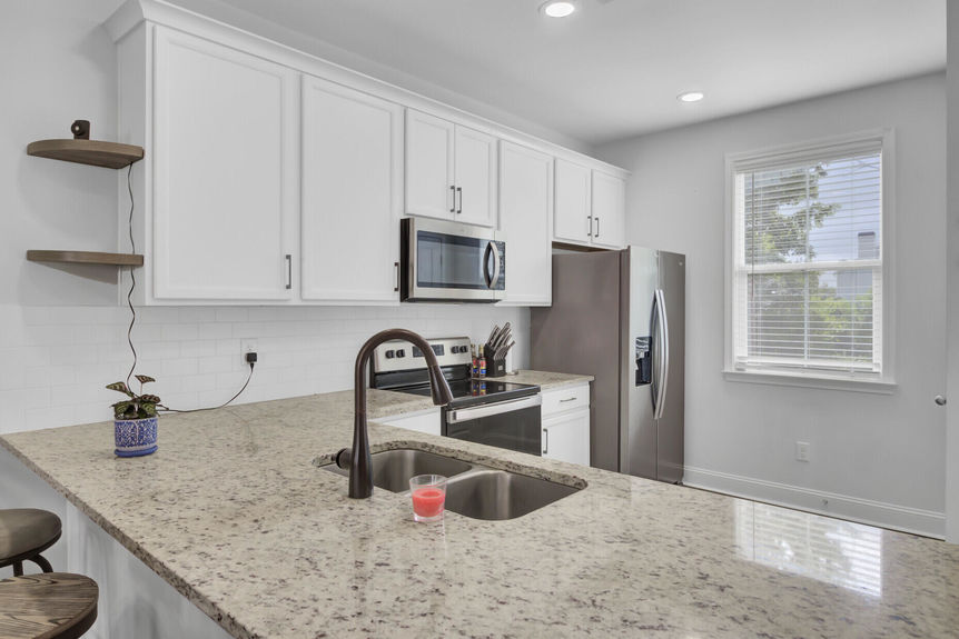 84ce6bb0-866a-4181-887a-5b4c1a477e3a