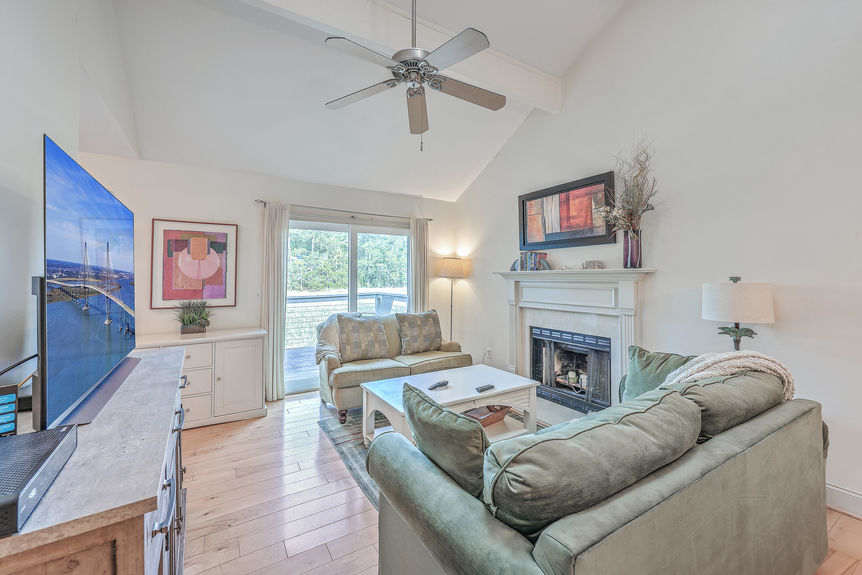 8c59cf8b-e839-43ca-9809-69642fd9dc50