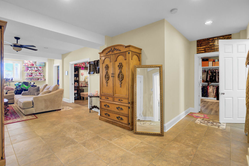 8ca4525a-fab0-41bc-8b59-10615457ee00