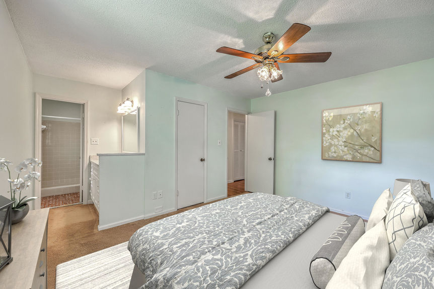 9a4d67eb-fbb1-4879-96f8-66dd9922164e