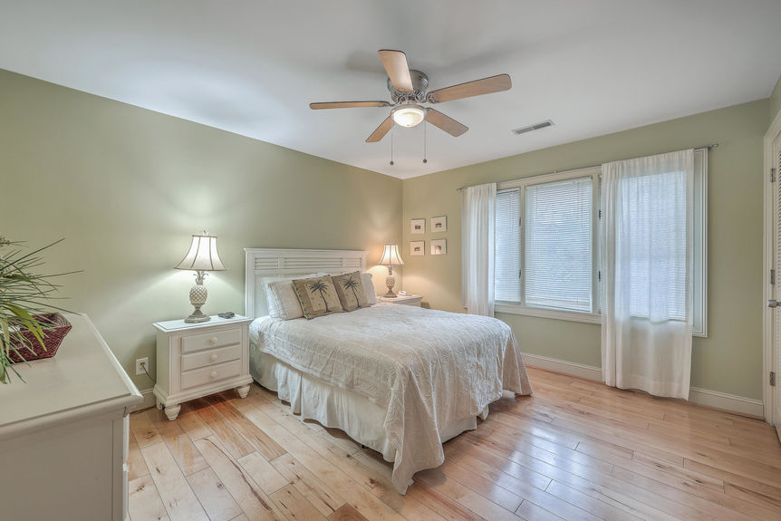 a67bd2c7-2301-44a2-8c97-25064206d5e1