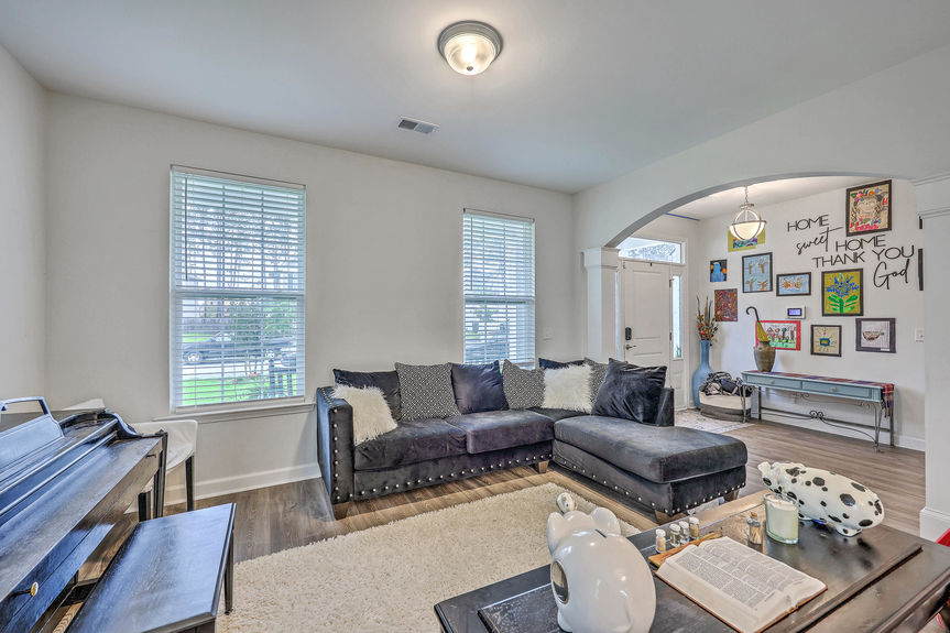 ab8af6d4-14c8-419d-af4c-fcd650064e38