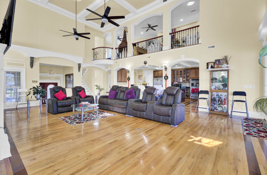 aef2e595-f8ea-4893-9619-03b600c79c5d