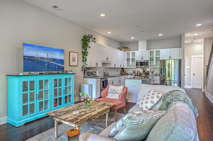 b09c9dc5-77f4-4a07-ae28-d3e5ffea46e6