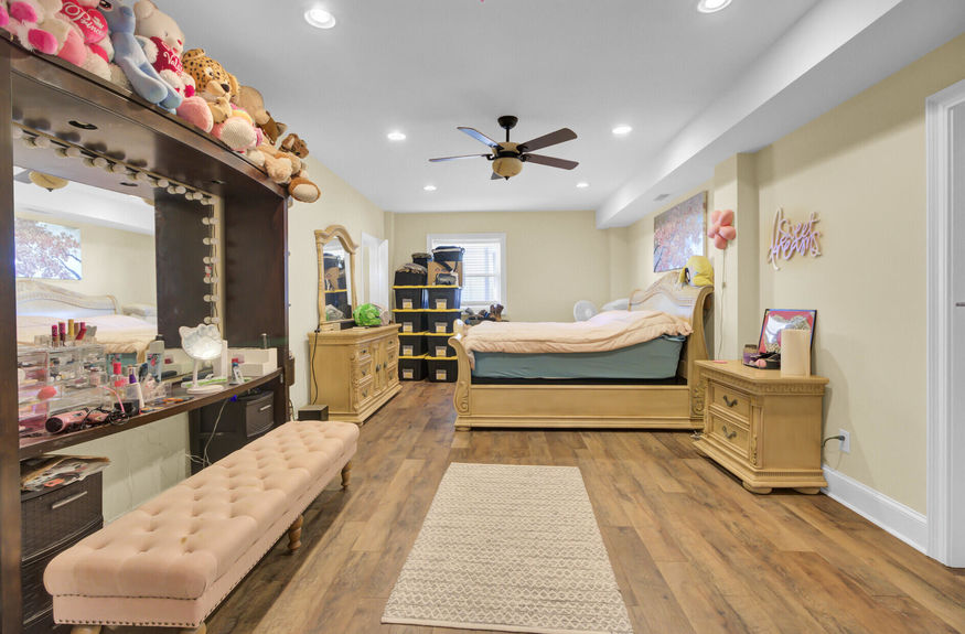 bb77d157-f7d1-425a-ac00-36ff0337c07d