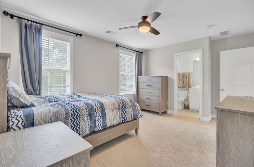 cd0a096f-7719-4c87-ad68-0296511452c2