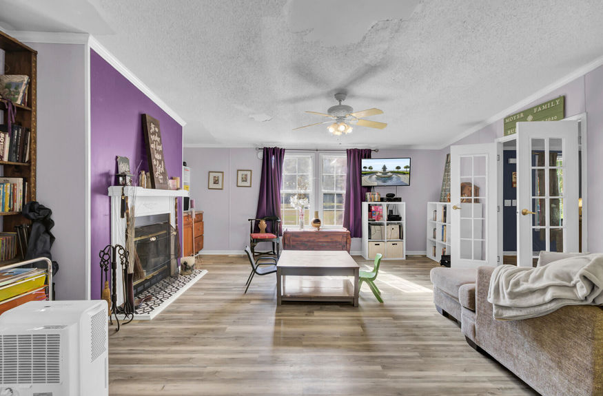 cdbf5c7d-9640-4355-8ad9-f883ae97f338