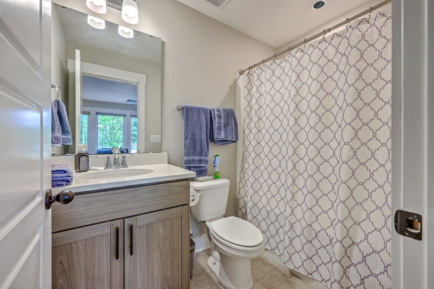 d70fa1da-98fc-40f9-81a3-e2defd765dd7