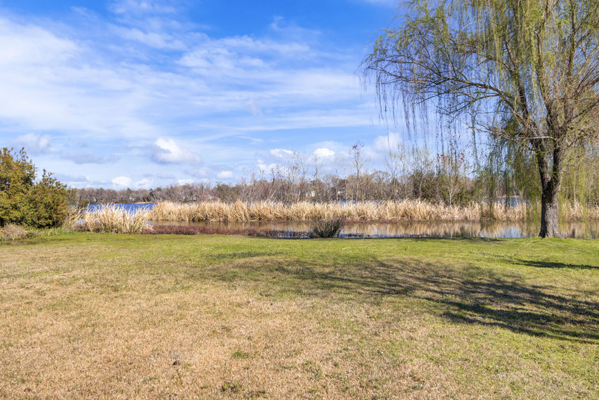 d99ba258-f0d6-4db6-9446-a5d8709d845d