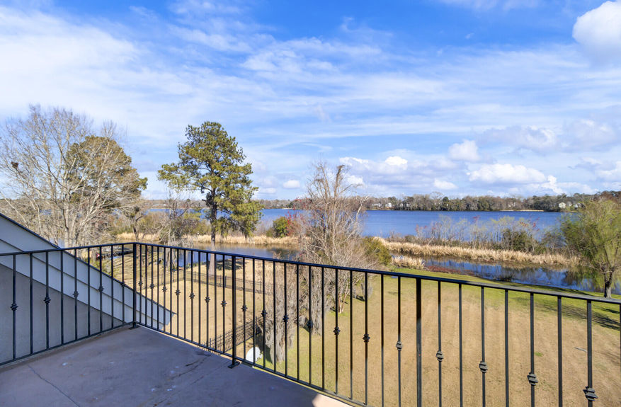 dbf6ab03-6b8f-494a-ab52-e330c8754286