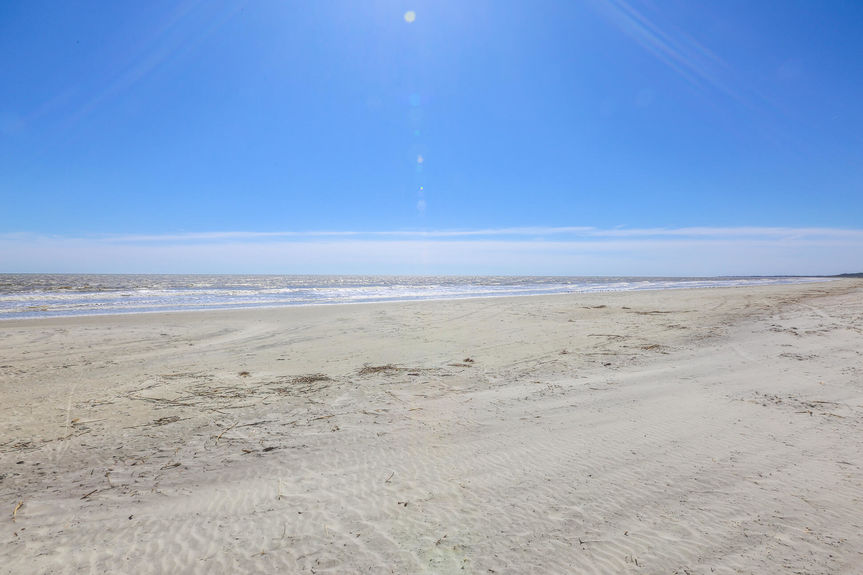 e06ce85c-d778-499b-8f0a-daab6db3e9f8