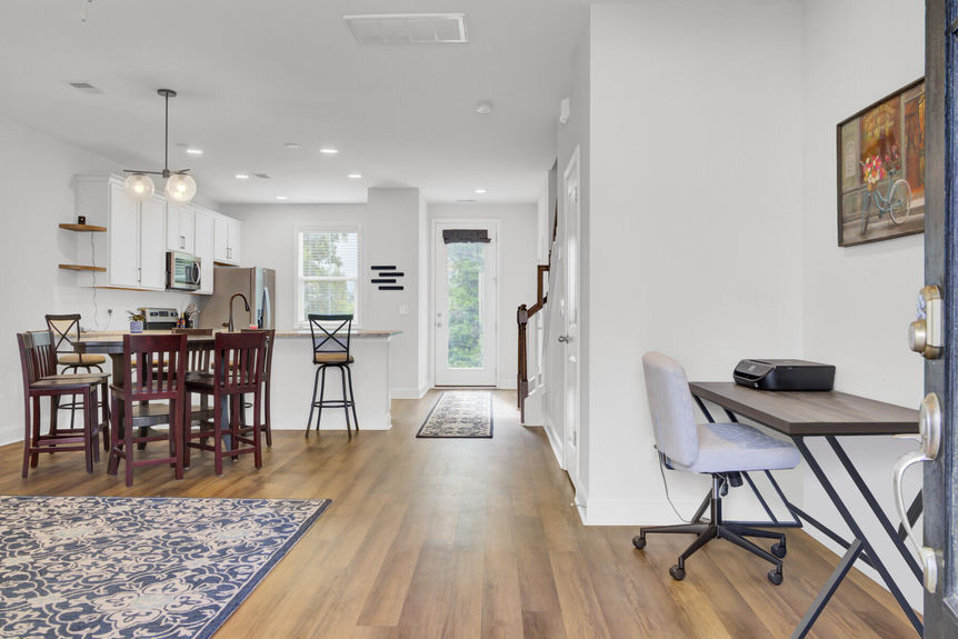 e091d37d-9658-45e8-8407-996c8fc50687