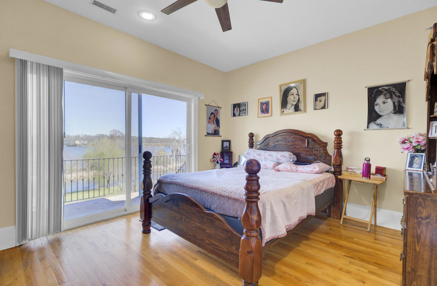 e9bb4f57-a50f-4e56-8cc6-4bc3e6b98c0e