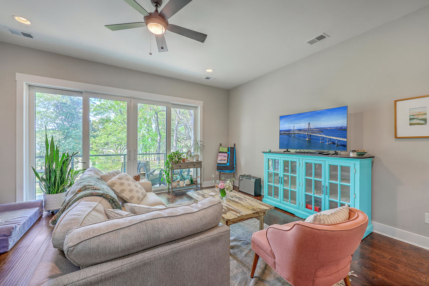 ed03bbef-cd06-4915-8502-dc558488f283