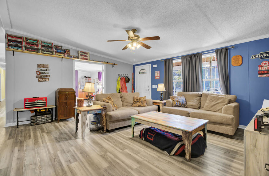 f5a56c0a-8b1e-451a-a861-ae905f208da5