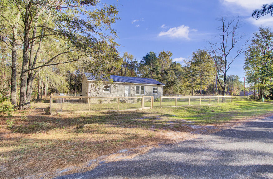 f6ca252f-bdec-445b-b3e2-fb1cd47193d1