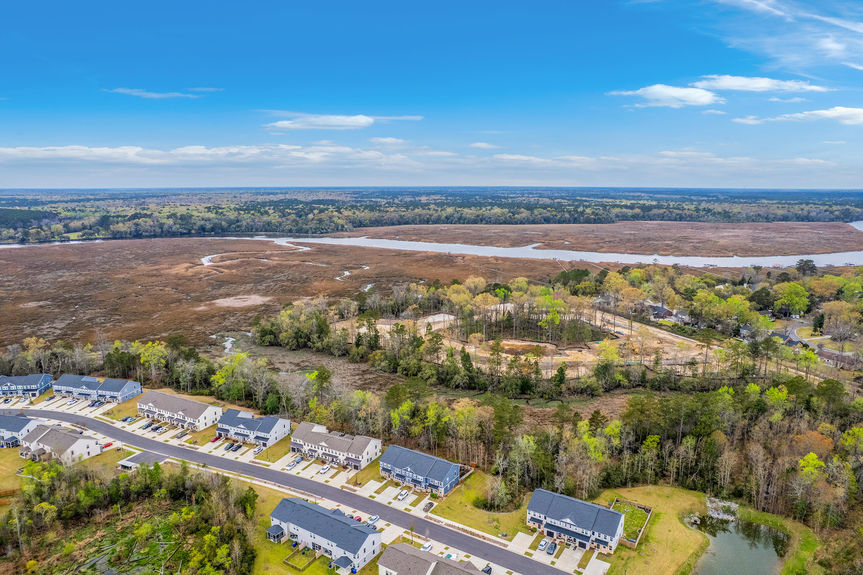 f6f8f987-8c21-4604-8e55-a04d1da7607d